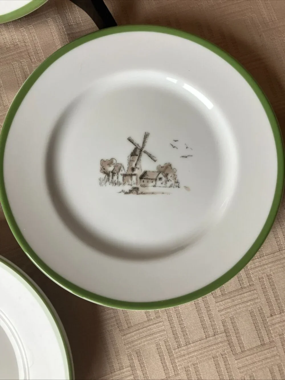 Williams Sonoma Les Fermiers Set of 4 Plates 8